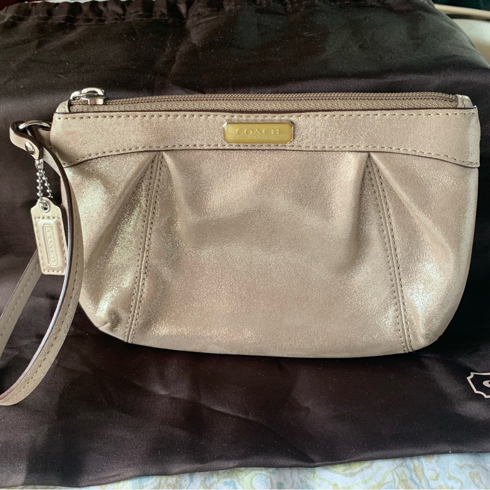Coach vintage Wristlet Wallet Clutch Case Purse Pouch metallic shiny.